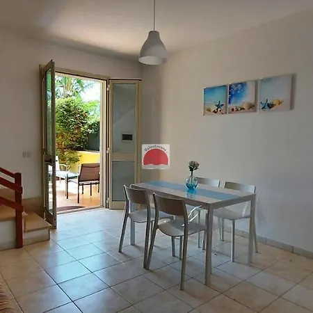 Villa Azzurra * Sant'Andrea (Apulia)